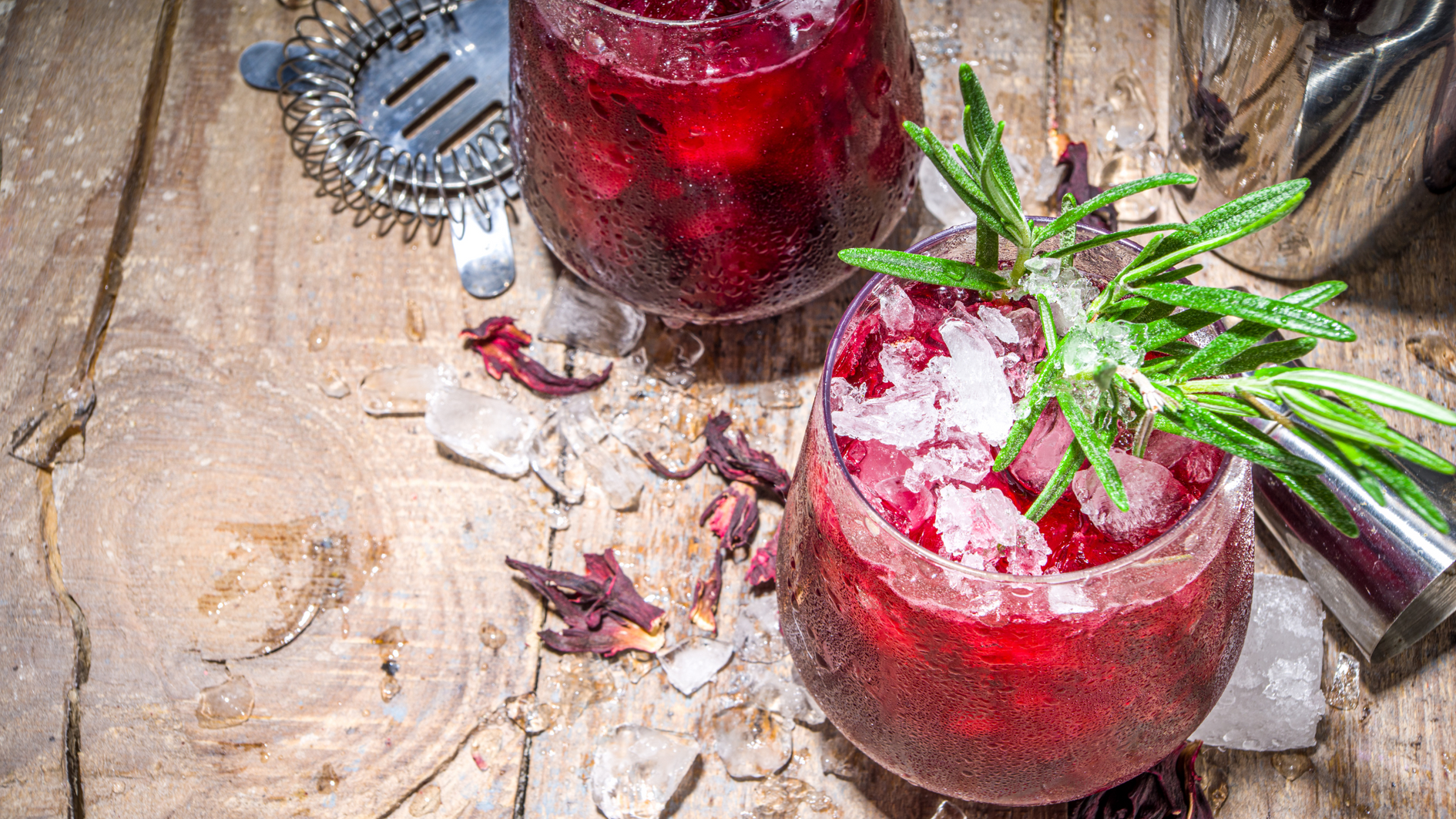Rum Punch Recipe with Hibiscus Tea & Other Tea-Infused Cocktails