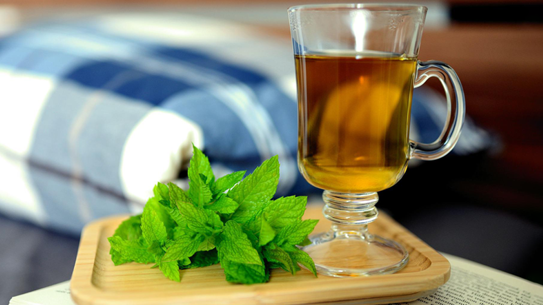 8 Hidden Benefits of Spearmint Tea
