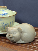 Load image into Gallery viewer, Happy Pig Tea Pet